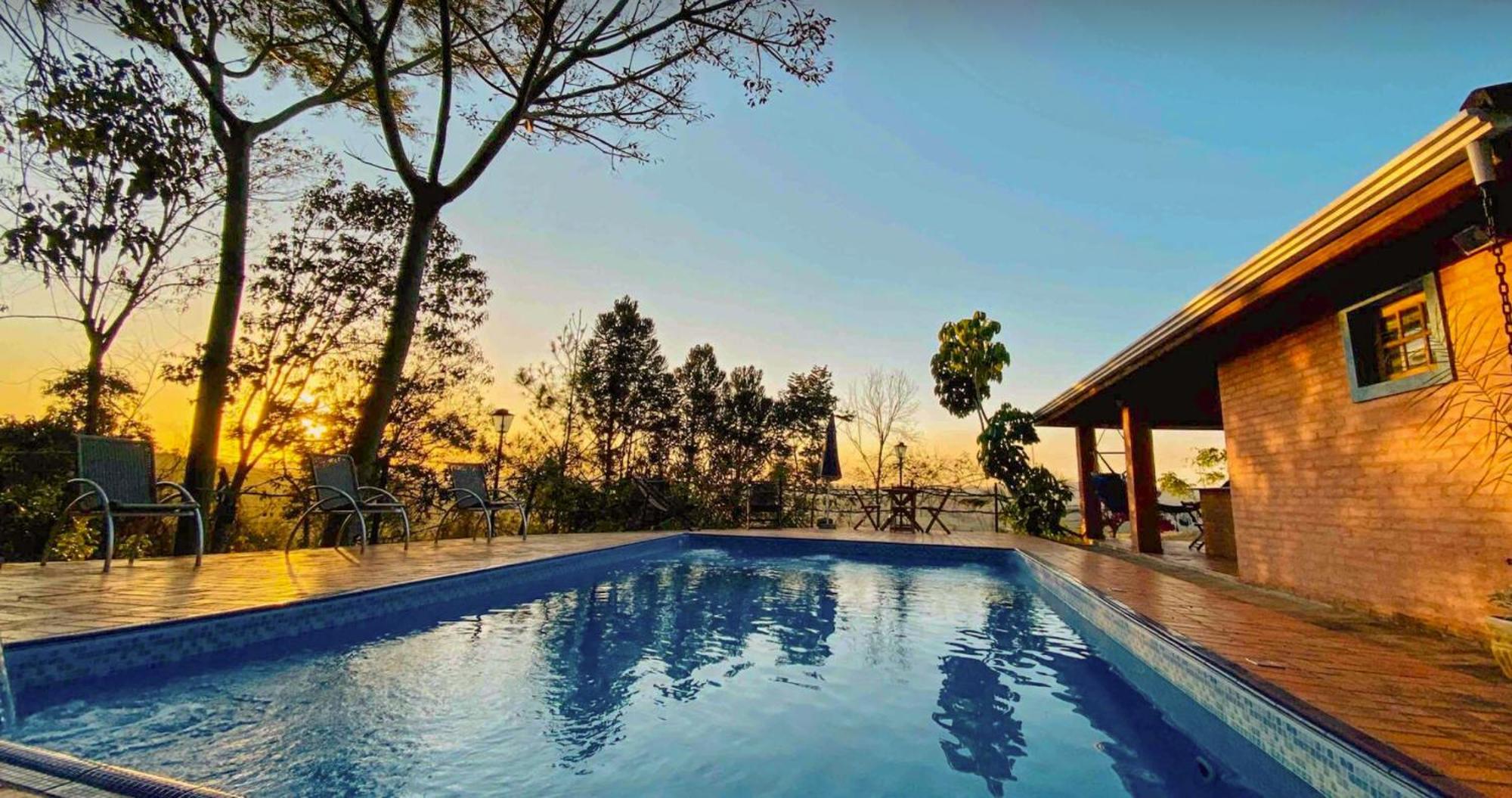 Casa De Campo Araxa Na Montanha Com Piscina Piracaia Luaran gambar