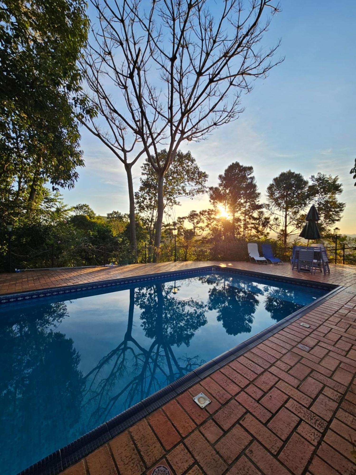 Casa De Campo Araxa Na Montanha Com Piscina Piracaia Luaran gambar